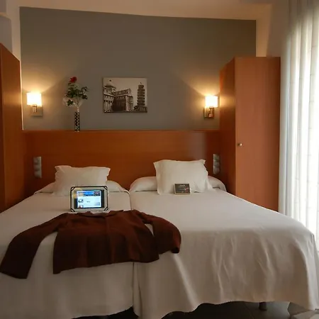 Sitges Apartment アパートホテル