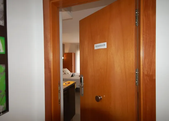 Sitges Apartment Ξενοδοχείο με διαμερίσματα 3*